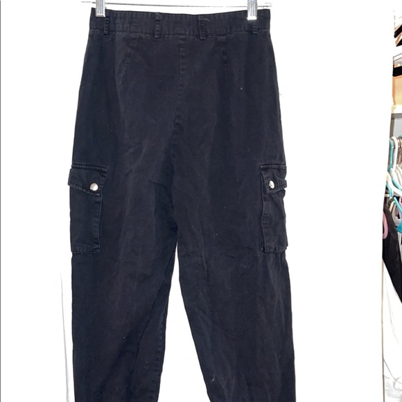 Black Boohoo Cargo Jeans - Picture 2 of 2